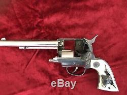 Hubley WESTERN Toy Cap Gun Die Cast Cowboy Gun Pistol Pair 1960s Fast Shipping