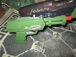 Johnny Seven OMA 7 Topper Toys TOYS # 198 Original Gun, Complete Set