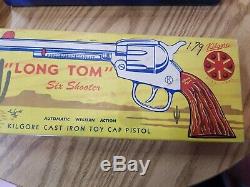 LONG TOM Cast Iron Cap Gun original BOX Texan jr. Cap gun belt Kilgore box