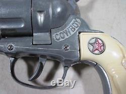 Large 1930's 1940's Vintage Antique Hubley Cowboy Cap Gun Long Horn Red Star USA