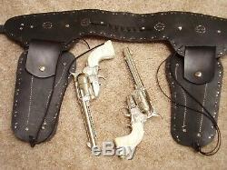 Large Leather Double Holster + 2 Mattel Fanner 50 Cap Guns