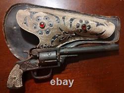 Lasso'em Bill Cast Iron 9 Kenton Toy Cap Gun 1923 Rare Antique with Holster