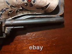 Lasso'em Bill Cast Iron 9 Kenton Toy Cap Gun 1923 Rare Antique with Holster