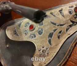 Lasso'em Bill Cast Iron 9 Kenton Toy Cap Gun 1923 Rare Antique with Holster