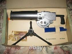 Maco Toys USA Machine Pellet Gun on Tripod