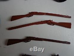 Marx Hartland Cowboy Accessories Hats Guns Knife Indian Cowboy soldier