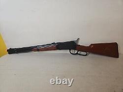 Marx Toys 593 Indian Bear Rifle Toy Gun 85S7