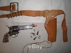 Mattel FANNER SHOOTIN' SHELL Cap Gun, with3 Shells + 8 Tips +Plainsmen Holster