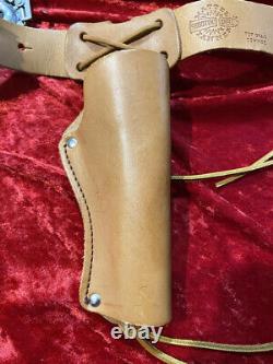 Mattel Shootin' Shell Cap Gun Set withBuckle Belt Excellent Condition