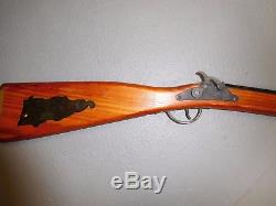 Mid-Cent. Parris Mfg. Co. Wood/Metal TOY Long Rifle Cap Gun 52 NOT REAL GUN