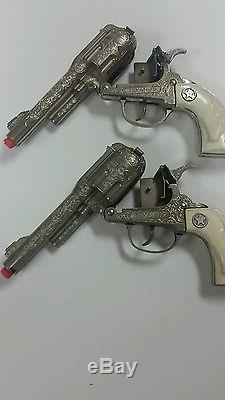 Mint Texan Holster set With Texan cap guns