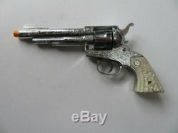 Nichols 41-40 cap gun with 6 bullets in good working order, NO RESERVE