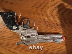 Nichols Colt Special Vintage Cap Gun Display Box with 10 Unfired Cap Guns