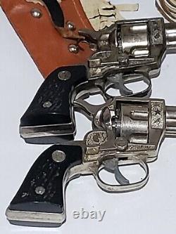 Nichols Stallion 32 Cap Pistol Gun with Holster