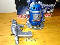 Nikko Robot Space Monster vintage toy with laser gun 1980 new Cosmic rare target