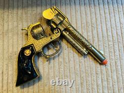 Old Vtg RARE Gold Black Grip WithSteer HUBLEY TEXAN JR. Cap Gun Pistol WithHolster