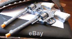 Old Western Roy Rogers Double Cap Gun Holster Set Kilgore Revolving Cylinder Gun