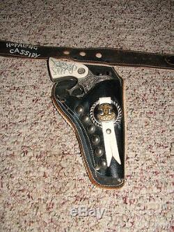 Original 1950's Hopalong Cassidy Wyandotte Cap Gun with Leather Holster and Box
