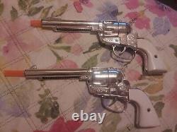 PAIR OF Beautiful Old Vintage Mattel Fanner 50 Cap Guns 11