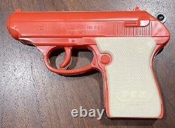 PEZ Gun Shooter Pistol Gun Dispenser Orange 1960s 2.620.061
