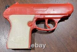 PEZ Gun Shooter Pistol Gun Dispenser Orange 1960s 2.620.061