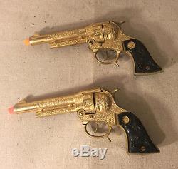 Rare Roy Rogers Gold Holster With Texan Jr. Toy Cap Guns