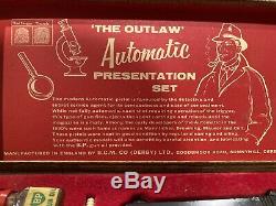 RARE VINTAGE 1960s THE OUTLAW DETECTIVE DELUXE CAP GUN SET MINT UNUSED IN BOX
