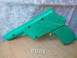 RARE Vintage Soviet USSR gun model TOY Pistol plastic nu pogodi wolf rabbit