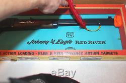 Rare NM Johnny Eagle Red River Target Set rifle topper toys 1968 cowboy gun box