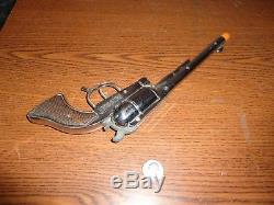 Rare Schmidt Pathfinder/Buckin' Bronc Diecast Auto Cap Gun c. 1950 N