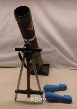 Remco Industries Inc Working Toy Usmc Bazooka Gun With Two Plastic Missiles F165
