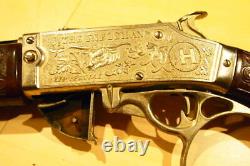 Rifleman Rifle Flip Special Toy Cap Gun Hubley Very Good Condition Chuck Connors