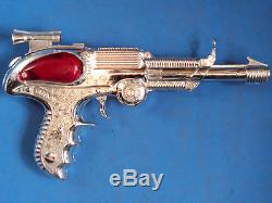 SPACE outlaw BCM ray GUN toy PISTOL gamma COSMIC sonic 1947 LESNEY die cast CAP