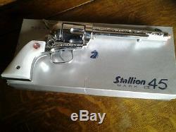 Stallion 45 Mark II Six Shooter Cap Gun Original Box & Accessories Nichols Ranch
