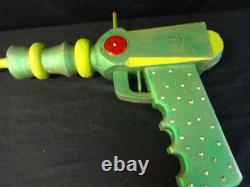 Spectacular Vintage Wooden Toy Ray Gun Counter Display Trade Sign Ca. 1950's