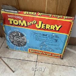 TOM & JERRY SPINNING TARGET GAME MADE BY WEMBLEY Missing The Guns