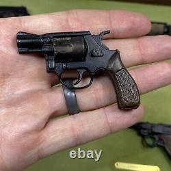 UNIWERK TROFEO N. 1 CAP GUN DISPLAY FRAMED MINIATURE LUGER, colt, Remington, S&W