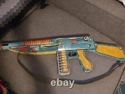 Unique Art Mfg. Co. Inc. Tin Litho Toy Machine Gun Works 25