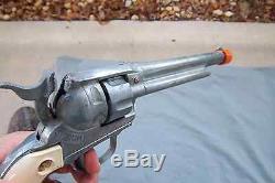Unusual Rare & vintage BCM (ENGLAND) SIXGUN cap gun toy pistol-Sweet