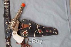 Unusual vintage Actoy Lone Ranger holster set cap gun toy pistols-Sweet