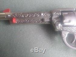 VINTAGE 1940's KILGORE AMERICAN CAST IRON CAP GUN