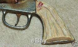 VINTAGE 1940s KILGORE LONG TOM CAST IRON TOY CAP GUN