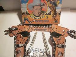 VINTAGE, 1949, ROY ROGERS DBL. EMBOSED LEATHER TOY CAP GUN & HOLSTER SET WithBOX