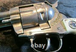 VINTAGE 1950's HUBLEY COWBOY LARGE REVOLVER SIX SHOOTER PISTOL CAP GUN TOY