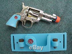 VINTAGE 1950s-1960s NICHOLS WESTERN CAP GUN TURQUOISE PISTOL N. MINT w BOX