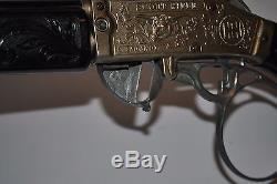 VINTAGE 1950s HUBLEY SCOUT RIFLE CAP GUN RIFLEMAN STYLE WORKS GREAT