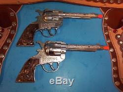 VINTAGE 1950s Roy Rogers Holster Set with Two Kilgore Diecast Cap Guns
