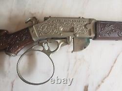 VINTAGE 1960's HUBLEY THE RIFLEMAN FLIP SPECIAL TOY CAP GUN RIFLE-32