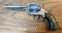 VINTAGE AMERICAN WEST TOY CAP GUN FRONTIER 45 With Holster Working