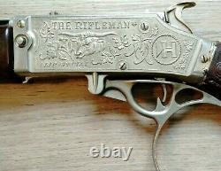 VINTAGE HUBLEY 1950s THE RIFLEMAN FLIP SPECIAL LEVER ACTION CAP GUN RIFLE TOY